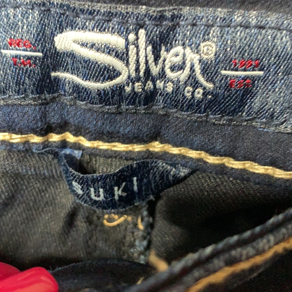 Silver Jeans Suki Slim Dark Wash Bootcut Jean - Picture 8 of 15